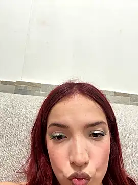 Daddyslut2_0 live sex cam