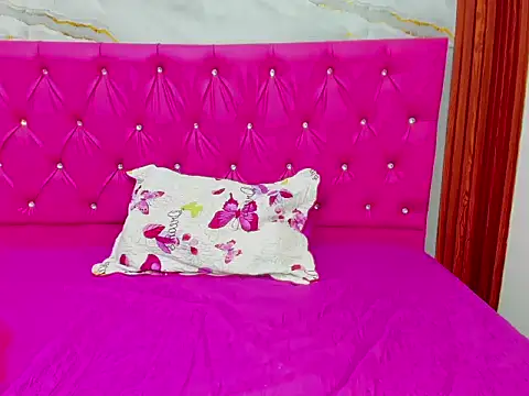 Paris_rivas's cam snapshot