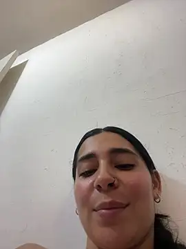 Meganmilk1 live sex cam