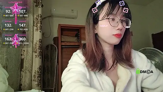 Lili_666 live sex cam