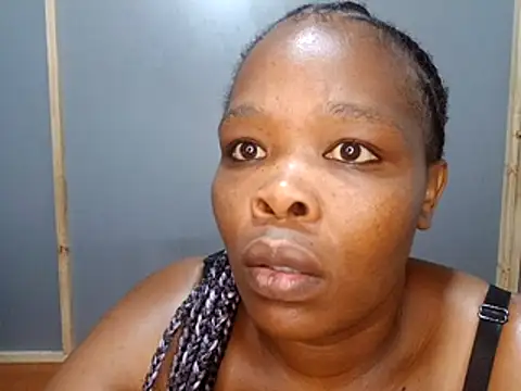 Bigboobsbooty's cam snapshot