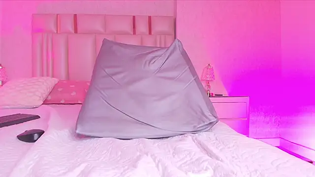 alanarose18 live sex cam