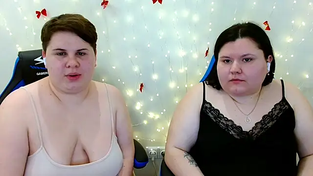 BeckyAndHellen live sex cam
