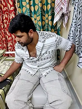 ChillBoyyy live sex cam