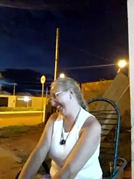 MILEIDE980 live sex cam