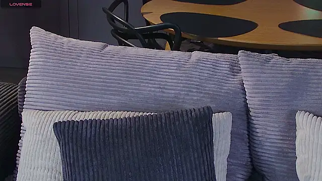 Lexitey's cam snapshot