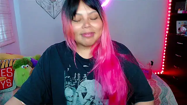 EllieMoonX's cam snapshot