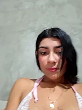 Sweed-virgin-pussy live sex cam