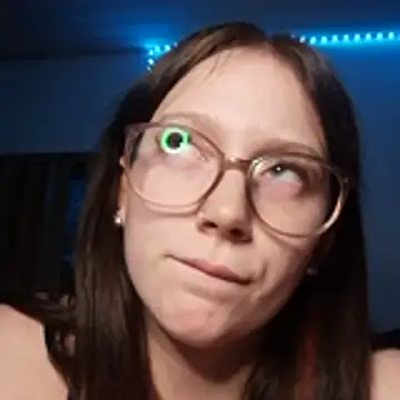 YoungLisaa18's cam snapshot