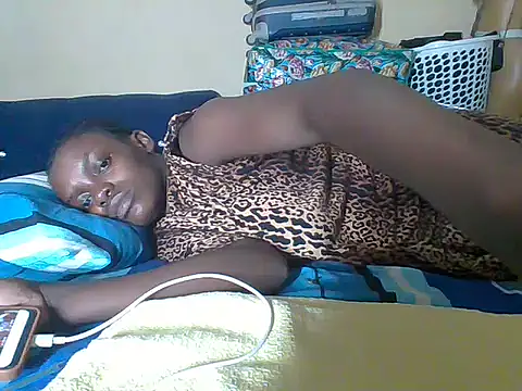 awino001's cam snapshot