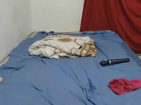 slut-Nana's cam snapshot