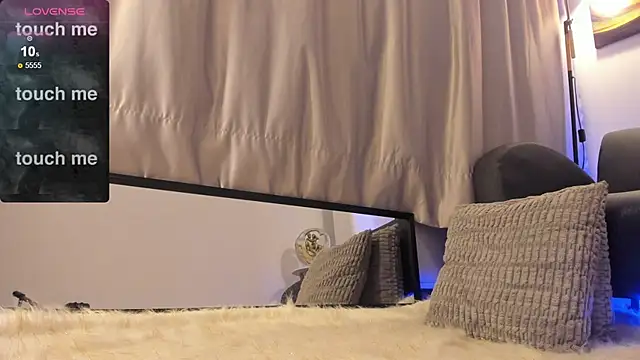 SALOME_F0X_ live sex cam