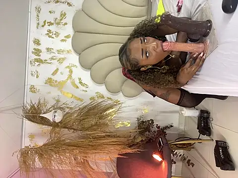 kiaratentation live sex cam