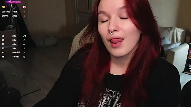 Val_lava live sex cam