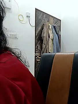 piryasharma005's cam snapshot