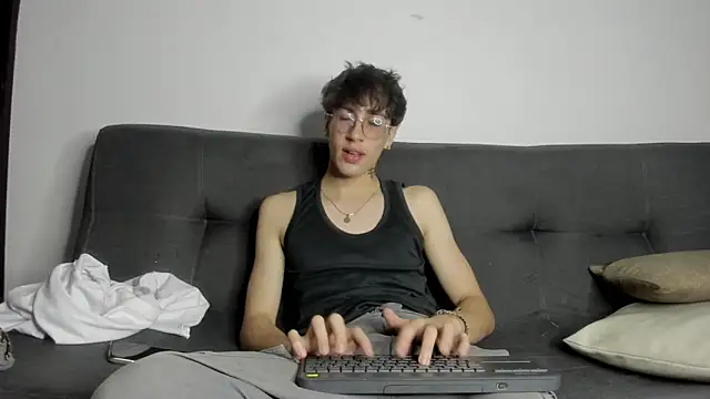 Dio__morningstar's cam snapshot