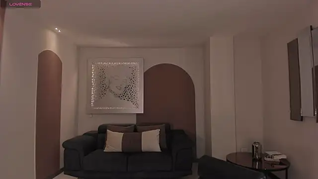 NiaSalvatore's cam snapshot