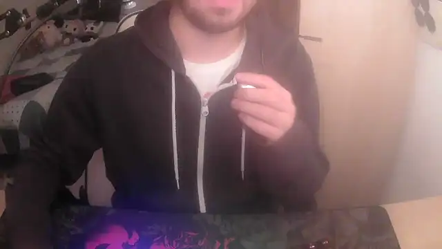 latino_dominante_69's cam snapshot