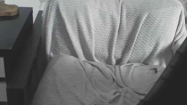 MendiPetite's cam snapshot