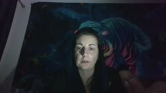 tattoomilf86 live sex cam