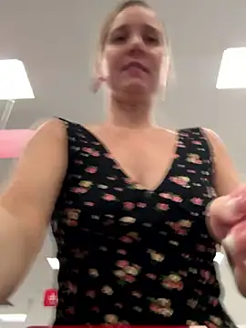 Skyellar live sex cam