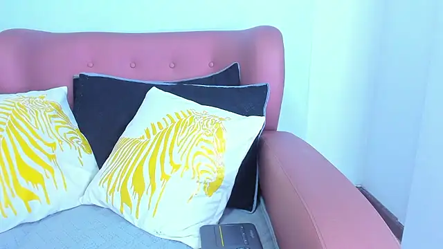 Miaa_Rosse live sex cam