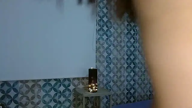 Emilybateee live sex cam