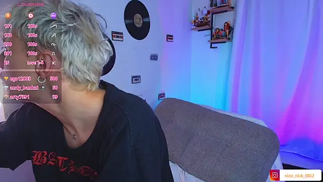 Nick_Bangover_ live sex cam