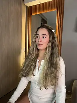 FridaKlein live sex cam