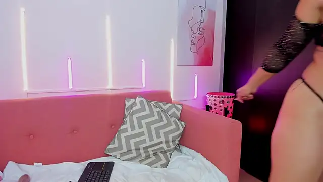 Scarlett_3X's cam snapshot