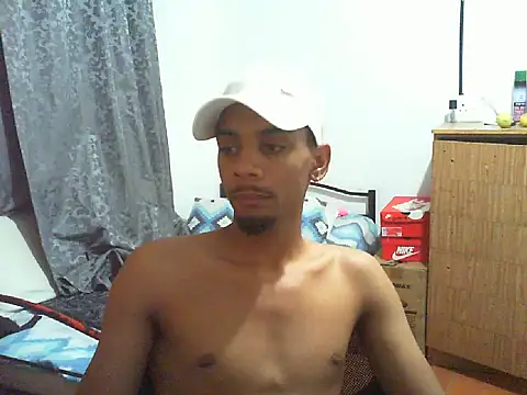 29YOURZ_28_ live sex cam