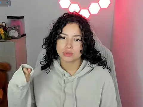 emillyaqua's cam snapshot