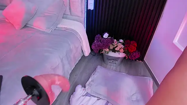 daniiphoeniixx live sex cam