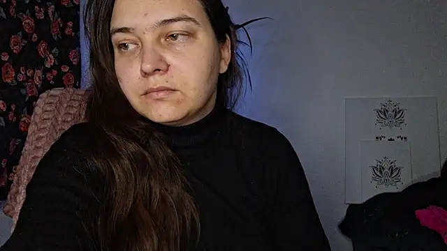 Cyndee_Winter's cam snapshot