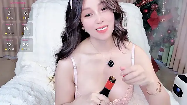 NovaNana live sex cam