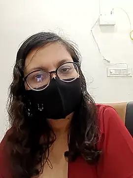 piryasharma005's cam snapshot