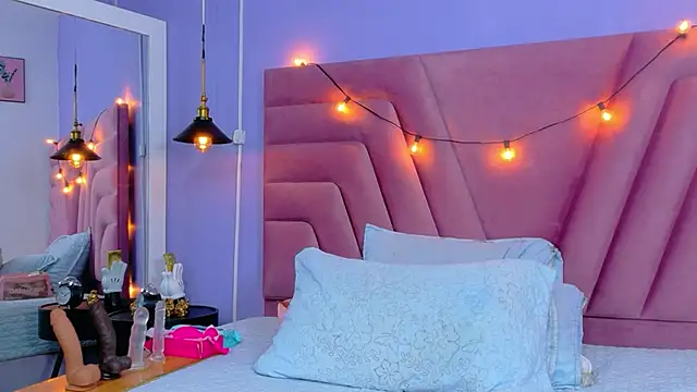 Beautifulskinny18's cam snapshot