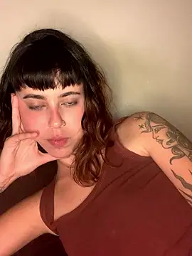 ninapellegrini17's cam snapshot