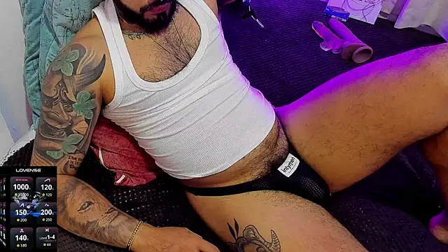 Hoot_tiger live sex cam