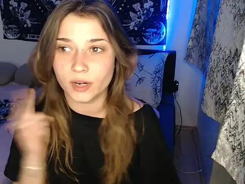 AlienforTwenty's cam snapshot