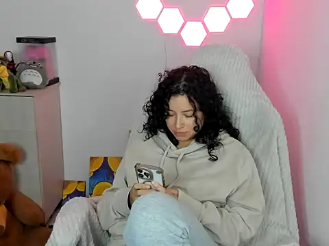 emillyaqua live sex cam