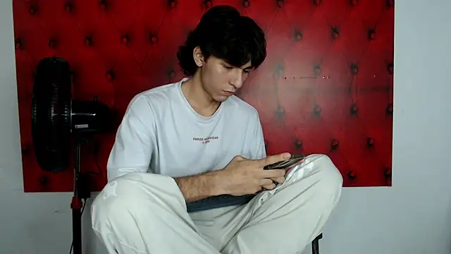 Bryant_Connor live sex cam