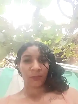 chikivivi-'s cam snapshot