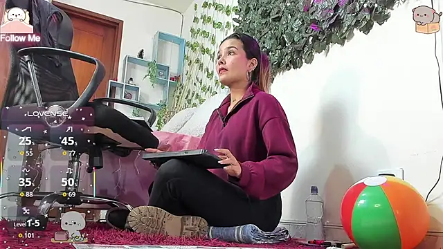 DestinyHills's cam snapshot