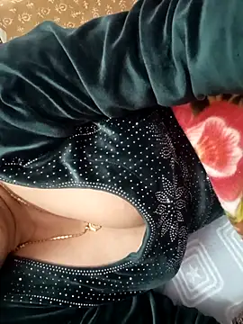 shivani_77777's cam snapshot