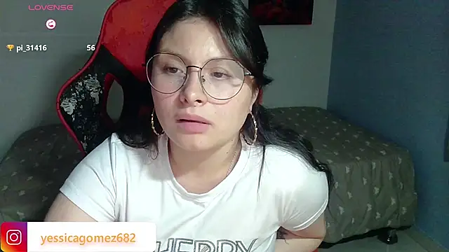 yessica_gomez01's cam snapshot