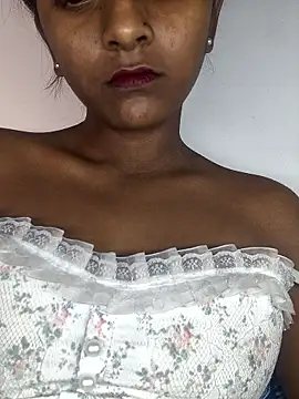 Royal-girl78's cam snapshot