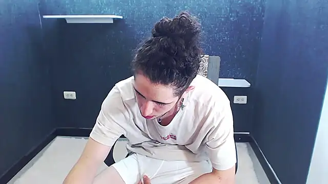 Kerverr_ live sex cam