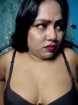 hornypriya696 live sex cam