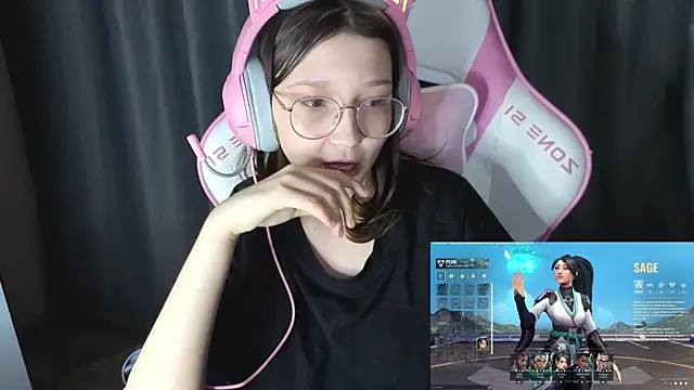 Pink-Aura-'s cam snapshot